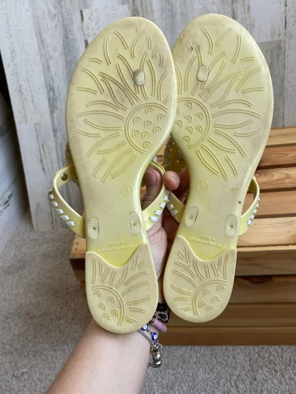 Jack Rogers Size 9 Georgica Jelly Sandals Pale Yellow Color Thong